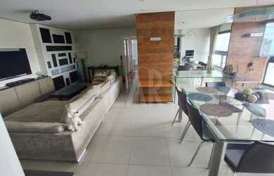 Imagem: O apartamento possui 4 Dormitórios, 2 Banheiros, 3 Vagas na