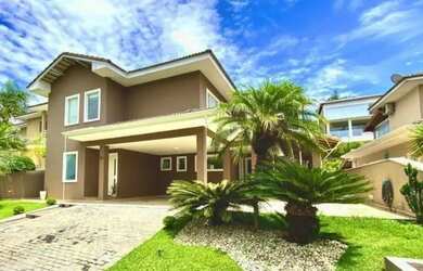 Imagem: A casa em condomínio possui 4 Dormitórios, 5 Banheiros, 5