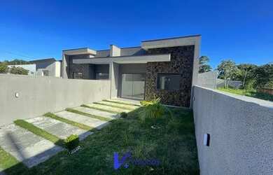 Imagem: A casa possui 2 Dormitórios, 2 Banheiros, 1 Vaga na garagem