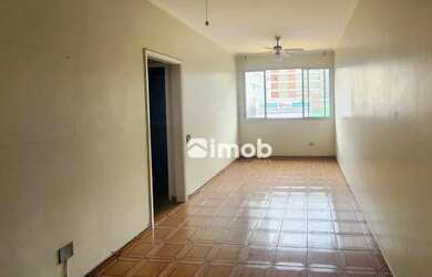 Imagem: O apartamento possui 1 Dormitório, 1 Banheiro, 1 Vaga na garagem