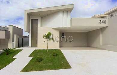 Imagem: A casa em condomínio e possui 3 Dormitórios, Suítes, 2 Banheiros