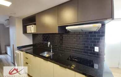 Imagem: O studio possui 1 Dormitório, 1 Banheiro, 1 Vaga na garagem