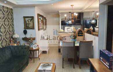 Imagem: O apartamento possui 2 Dormitórios, 1 Banheiro, 1 Vaga na garagem