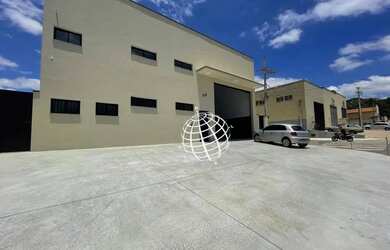 Imagem: O depósito possui 5 Vagas na garagem, 460m² de Área, Imóvel