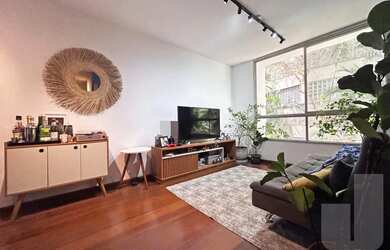 Imagem: O apartamento possui 3 Dormitórios, 2 Banheiros, 1 Vaga na