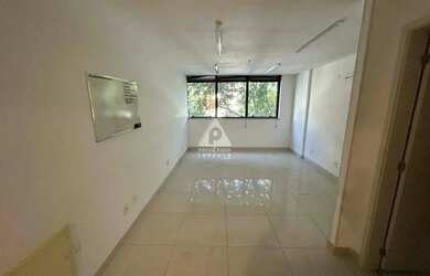 Imagem: O depósito possui 25m² de Área, Imóvel novo e está localizado