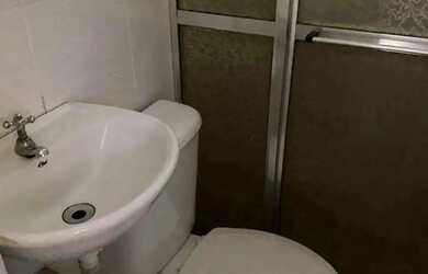 Imagem 9: Alugo Kit Net em frente a Praça da Venda da Cruz