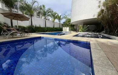 Imagem: O apartamento possui 3 Dormitórios, 1 Banheiro, 1 Vaga na garagem