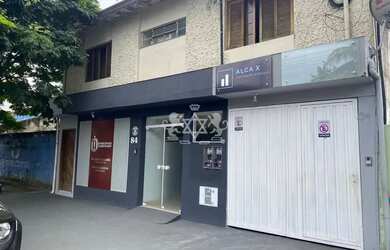 Imagem: O depósito possui 1 Vaga na garagem, 250m² de Área e está