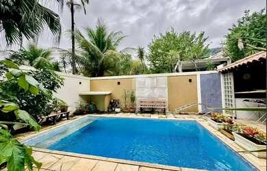 Imagem 16: Casa com 4 Quartos à venda, 328 m² por - São Francisco - Niterói/RJ