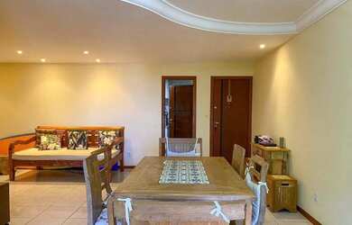 Imagem: O apartamento possui 3 Dormitórios, 3 Banheiros, 2 Vagas na