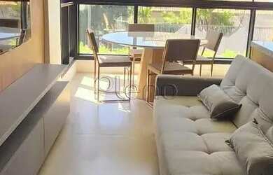 Imagem: O apartamento possui 1 Dormitório, 2 Banheiros, 2 Vagas na