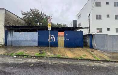 Imagem: A casa possui 2 Dormitórios, 1 Banheiro e 45m² de Área e