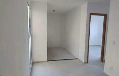 Imagem: O apartamento possui 2 Dormitórios, 1 Banheiro, 1 Vaga na garagem