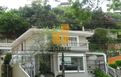 Imagem: O depósito possui 1 Vaga na garagem, 17m² de Área e está