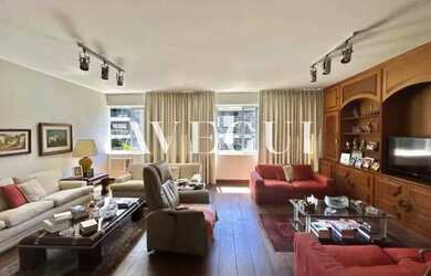 Imagem: O apartamento possui 4 Dormitórios, 4 Banheiros, 3 Vagas na