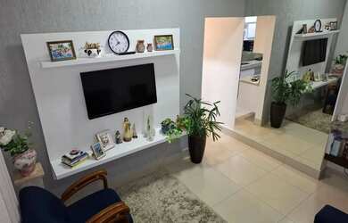 Imagem: A casa em condomínio possui 3 Dormitórios, 2 Banheiros, 2