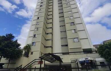 Imagem: O apartamento possui 3 Dormitórios, 1 Banheiro, 1 Vaga na garagem