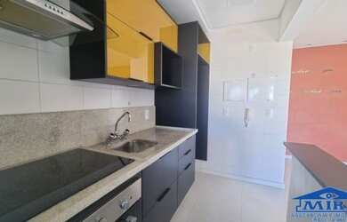 Imagem: O apartamento possui 1 Dormitório, 2 Banheiros, 1 Vaga na garagem