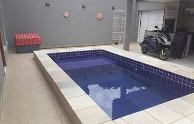 Imagem 2: Casa contemporânea para venda na Est do Cantagalo