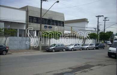 Imagem: O depósito possui 5 Vagas na garagem, 5.400m² de Área e