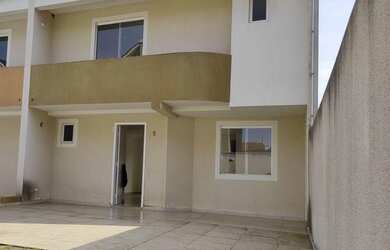 Imagem: A casa em condomínio possui 3 Dormitórios, 114m² de Área