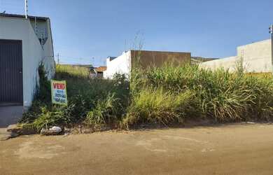 Imagem: O terreno possui 300m² de Área e está localizado em Anápolis