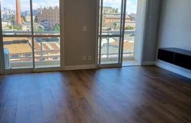 Imagem: O apartamento possui 1 Dormitório, 1 Banheiro, 1 Vaga na garagem