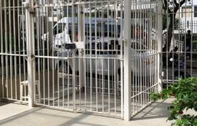 Imagem: O apartamento à venda possui 3 Dormitórios, 1 Banheiro, 1