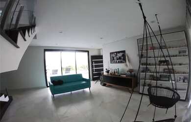 Imagem 15: A casa fica no Condomínio Vale dos Lagos, imerso na natureza, com vista...