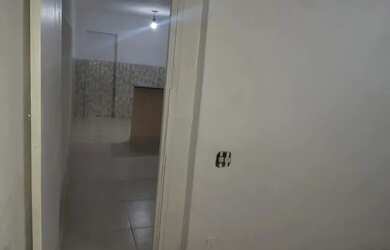 Imagem 5: Casa Embu quarto,sala,cozinha e lavanderia