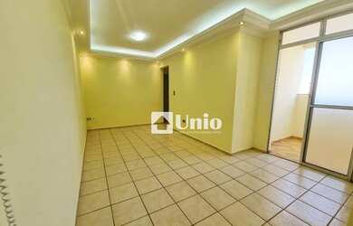 Imagem: O apartamento possui 3 Dormitórios, 2 Banheiros, 2 Vagas na