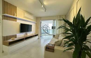 Imagem: O apartamento possui 4 Dormitórios, 4 Banheiros, 2 Vagas na