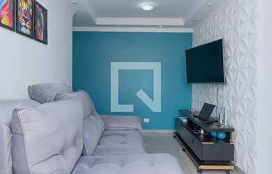 Imagem: O apartamento possui 2 Dormitórios, 1 Banheiro, 1 Vaga na garagem