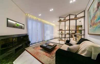 Imagem: A casa em condomínio possui 4 Dormitórios, 5 Banheiros, 3