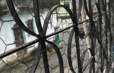 Imagem 1: Casa 1/4. Varanda, 1 Banheiroe1 Dormitório