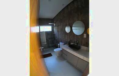 Imagem 10: A casa fica no Condomínio Vale dos Lagos, imerso na natureza, com vista...