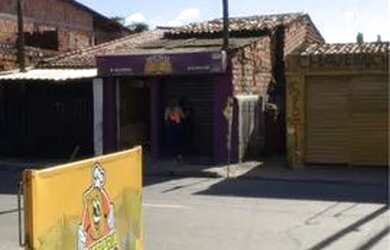 Imagem: A casa possui 1 Vaga na garagem e está localizado em Cruz