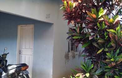 Imagem: A casa possui 2 Dormitórios, 1 Banheiro e está localizado