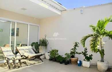 Imagem: O apartamento possui 3 Dormitórios, 1 Banheiro, 3 Vagas na