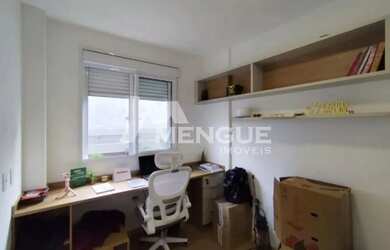 Imagem 15: Apartamento com 3 dormitórios e 1 vaga no bairro Passo Da Areia em Porto Alegre com 68m