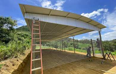 Imagem: A chácara possui 24.400m² de Área e está localizado em