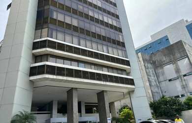 Imagem: O depósito possui 1 Vaga na garagem e 33m² de Área e está