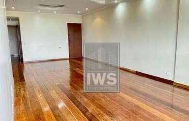 Imagem: O apartamento possui 4 Dormitórios, 2 Banheiros, 2 Vagas na