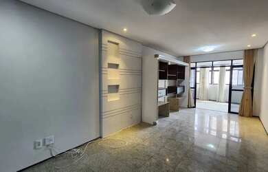 Imagem: O apartamento possui 4 Dormitórios, 5 Banheiros, 4 Vagas na