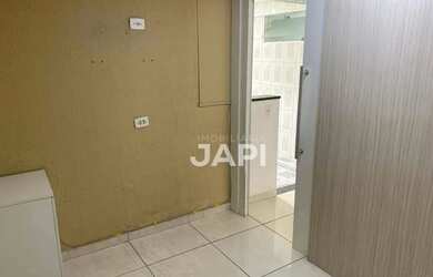 Imagem: A casa possui 2 Dormitórios, 1 Banheiro, 1 Vaga na garagem