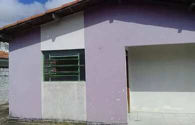 Imagem: A casa possui 1 Dormitório, 1 Banheiro, 50m² de Área e está