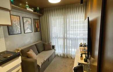 Imagem: O apartamento possui 1 Dormitório, 1 Banheiro, 1 Vaga na garagem