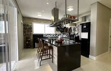 Imagem 3: Casa de Condomínio com 4 quartos,4 suítes 6 vagas Alphaville