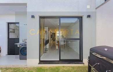 Imagem 9: Sobrado dos Sonhos à Venda no Bairro Alto, fachada de vidro, planta bem...